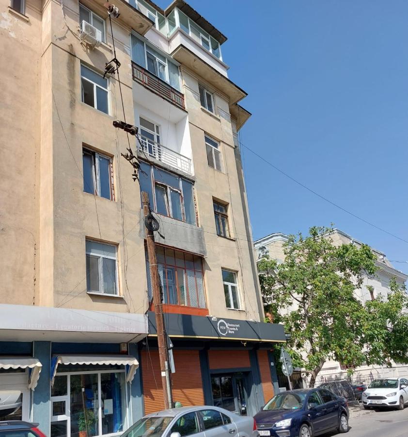 Sweet Dreams Suites Cismigiu Gardens Bucharest Exterior photo